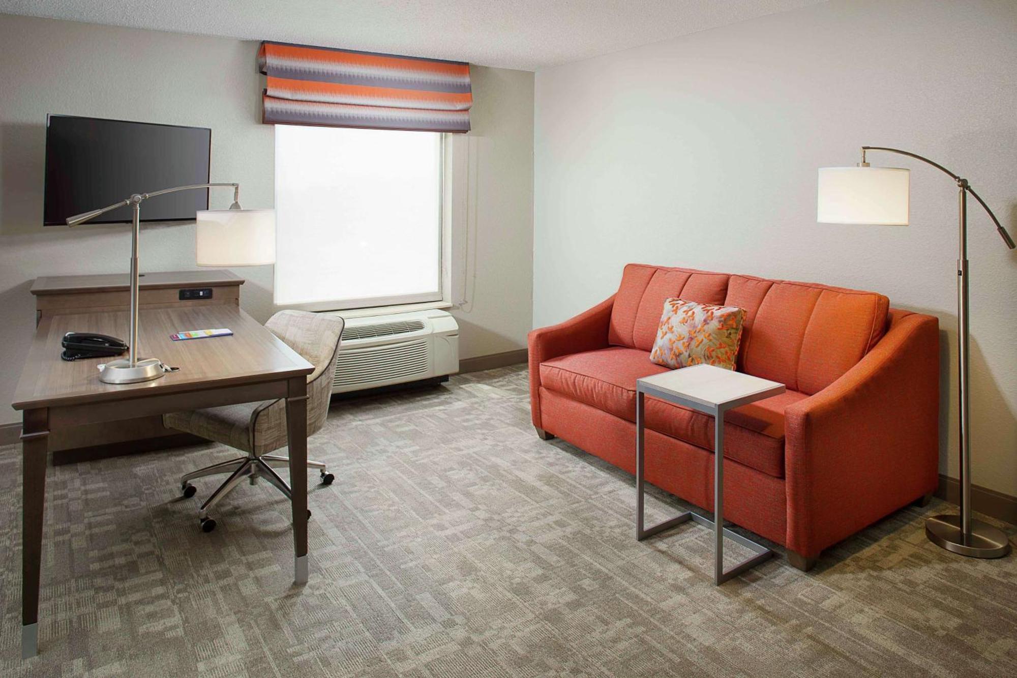 Hampton Inn By Hilton Garden City Long Island Dış mekan fotoğraf
