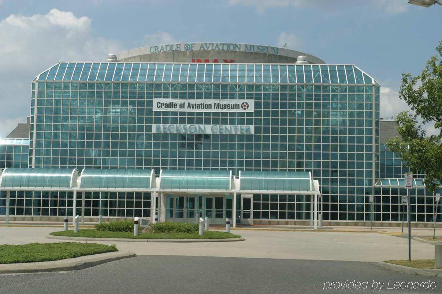 Hampton Inn By Hilton Garden City Long Island Olanaklar fotoğraf